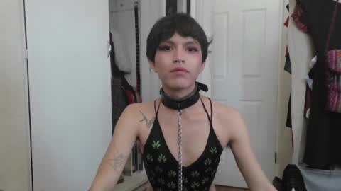 Snapshot of soophiebby chatting on 06-07-26, 02:21 soophiebby online show from 06-07-26, 02:21
