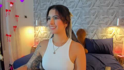 Snapshot of sophi_01 chatting on 03-13-26, 06:31 sophie online show from 03-13-26, 06:31