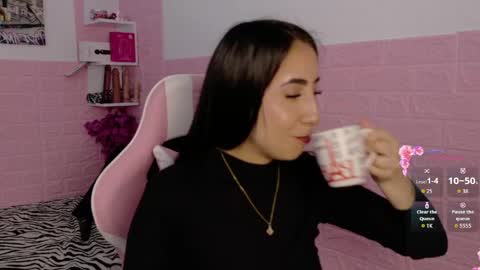 SOPHI online show from 05-22-26, 01:39
