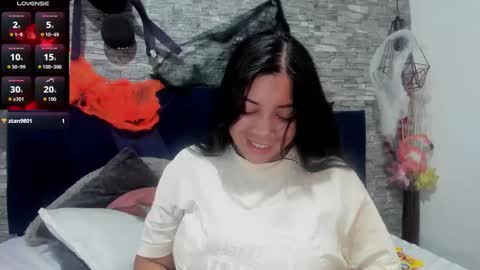 Sophia  online show from 10-25-25, 11:40