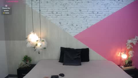 Snapshot of sophia_brunette21 chatting on 11-21-25, 11:20 sophia_brunette21 online show from 11-21-25, 11:20