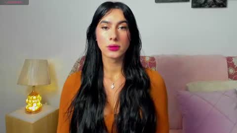 Snapshot of sophia_harry chatting on 06-17-26, 06:31 sophia CM online show from 06-17-26, 06:31