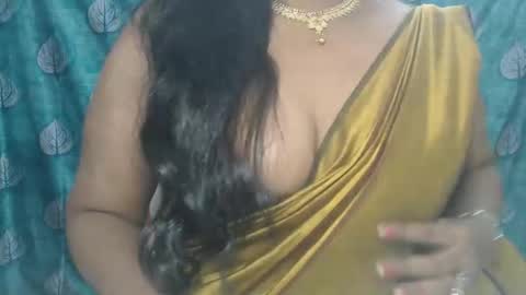 Sophia Tamil online show from 12-20-25, 05:47