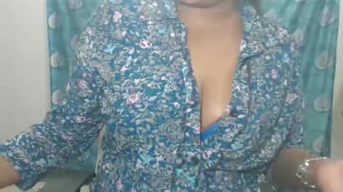 Sophia Tamil online show from 05-17-26, 05:16