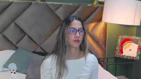 Snapshot of sophia_loreenn chatting on 12-03-25, 01:53 Sofia online show from 12-03-25, 01:53