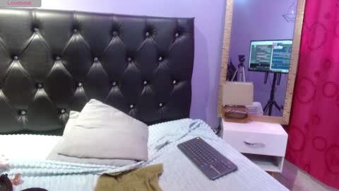 Snapshot of sophia_ny chatting on 01-13-25, 10:24 SOPHIA online show from 01-13-25, 10:24