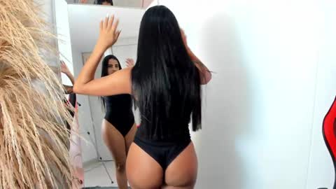 Snapshot of sophia_owens_2 chatting on 02-15-25, 03:20 sophia_owens_2 online show from 02-15-25, 03:20