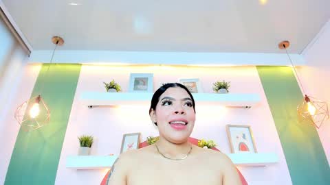 Sophi online show from 03-28-26, 12:05