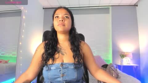  S O P H I A  online show from 11-03-25, 12:06