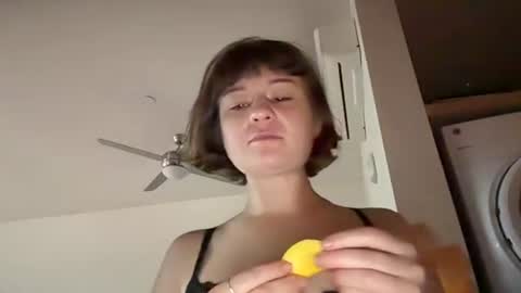Snapshot of sophia_strange chatting on 07-11-26, 10:11 sophia_strange online show from 07-11-26, 10:11