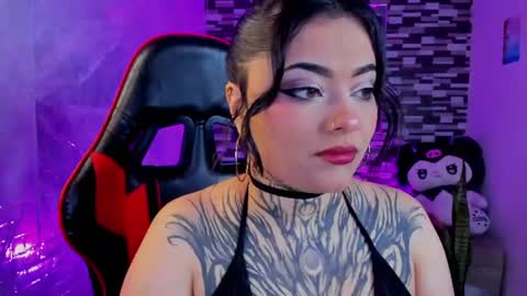 Snapshot of sophiaa_cherry chatting on 07-26-26, 07:54 Sophia online show from 07-26-26, 07:54