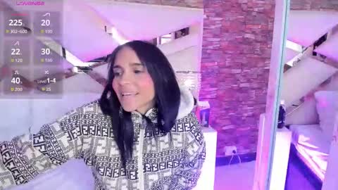 Sophia Paris online show from 10-19-25, 03:07