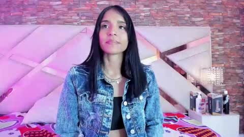 Sophia Paris online show from 11-05-25, 01:38