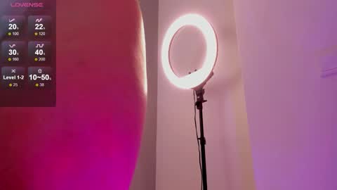 Snapshot of sophiaa_sensual chatting on 10-10-25, 01:48 Sophia online show from 10-10-25, 01:48