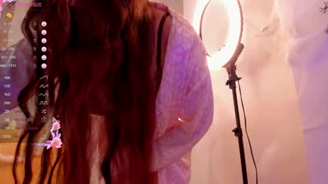 Snapshot of sophiaa_sensual chatting on 10-31-25, 01:50 Sophia online show from 10-31-25, 01:50