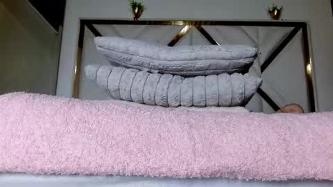 SophiaLee online show from 02-15-26, 01:02