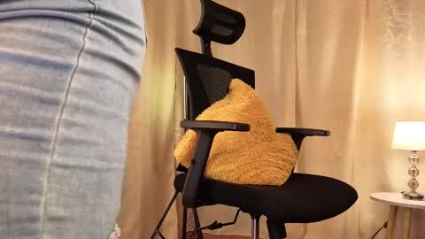 Sophia online show from 11-03-25, 01:29