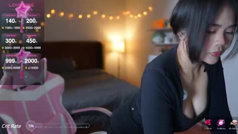 Snapshot of sophialaxx chatting on 02-12-25, 01:30 Sophia online show from 02-12-25, 01:30