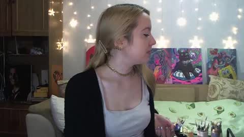 Snapshot of sophiasonata chatting on 12-04-24, 02:37 SophiaSonata online show from 12-04-24, 02:37