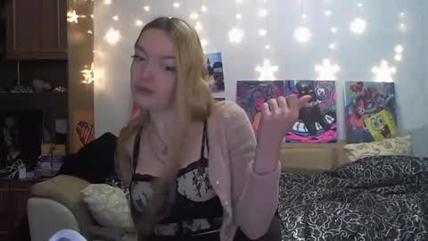 Snapshot of sophiasonata chatting on 01-04-25, 09:41 SophiaSonata online show from 01-04-25, 09:41