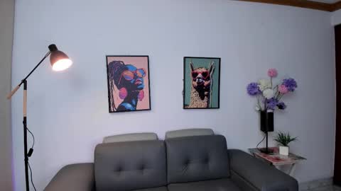   online show from 03-26-26, 07:30