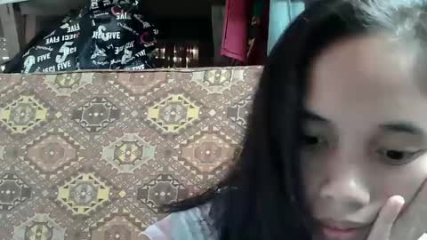 sophie_193 online show from 03-09-25, 05:55