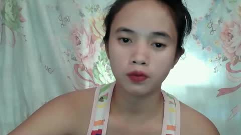 Snapshot of sophie_193 chatting on 03-21-26, 03:44 sophie_193 online show from 03-21-26, 03:44