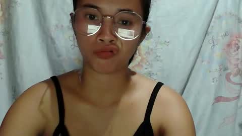 Snapshot of sophie_193 chatting on 04-16-26, 06:09 sophie_193 online show from 04-16-26, 06:09