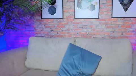 Snapshot of sophie_beaufort chatting on 11-26-25, 11:33 Sophieeee online show from 11-26-25, 11:33