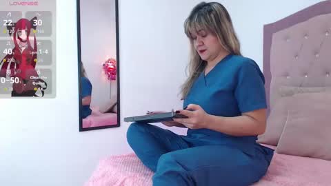 Sophie online show from 09-15-25, 08:42