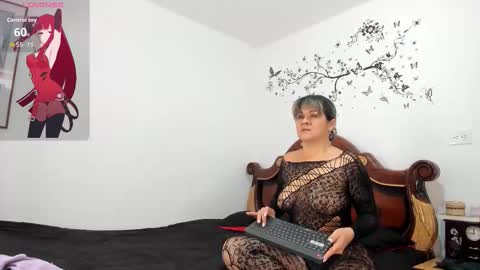 Sophie online show from 01-12-26, 06:46