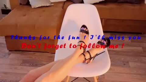 Snapshot of sophie_caring chatting on 06-12-26, 06:34 Sophie online show from 06-12-26, 06:34