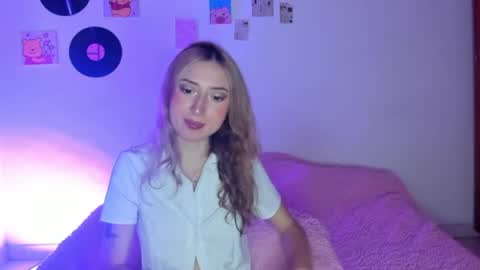 Sophie online show from 03-27-26, 06:19