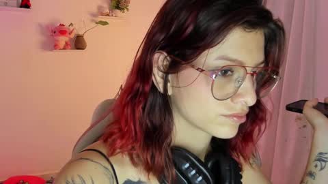 sophie doll online show from 01-28-25, 08:36