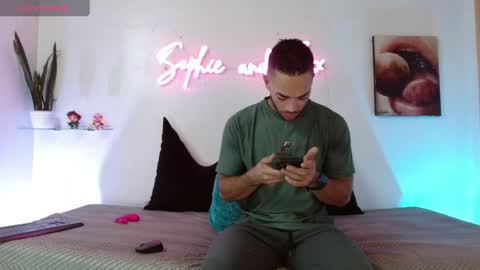 Snapshot of sophie_foxx chatting on 05-25-26, 12:00 SOPHIE - FOXX online show from 05-25-26, 12:00