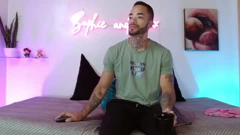 Snapshot of sophie_foxx chatting on 06-03-26, 12:08 SOPHIE - FOXX online show from 06-03-26, 12:08