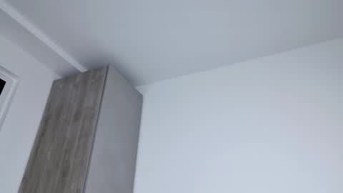 Sophie online show from 02-12-25, 01:41