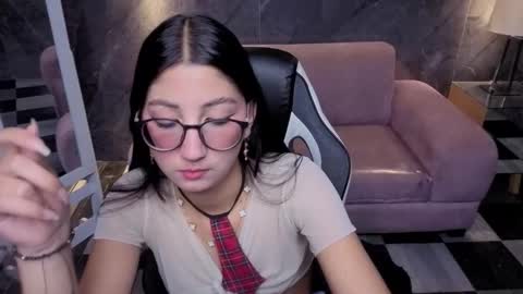 Snapshot of sophie_jones_b chatting on 02-21-26, 01:12 sophie_jones_b online show from 02-21-26, 01:12