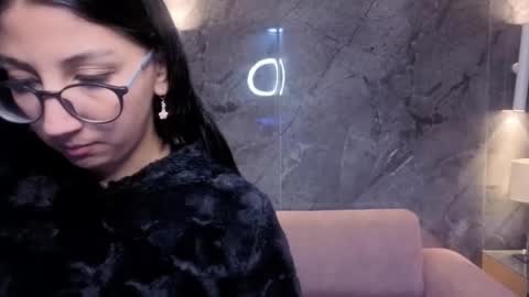 Snapshot of sophie_jones_b chatting on 02-23-26, 12:35 sophie_jones_b online show from 02-23-26, 12:35