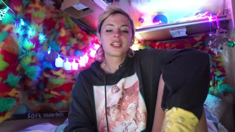 derpy derpington online show from 02-02-25, 04:48