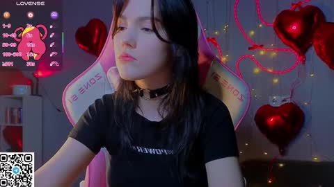 sophie_nomenal_ online show from 02-11-26, 07:13