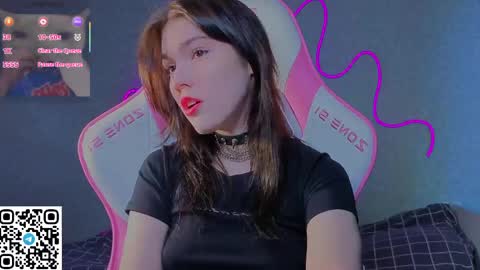 Snapshot of sophie_nomenal_ chatting on 04-22-26, 03:13 sophie_nomenal_ online show from 04-22-26, 03:13