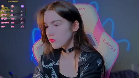 Snapshot of sophie_nomenal_ chatting on 05-31-26, 06:31 sophie_nomenal_ online show from 05-31-26, 06:31