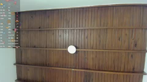 sophie_smith19 online show from 04-14-26, 01:39