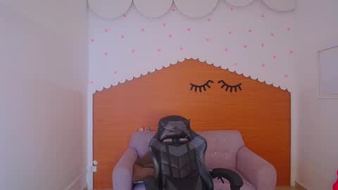 Snapshot of sophie_t_ chatting on 01-04-25, 03:39 Sofia online show from 01-04-25, 03:39