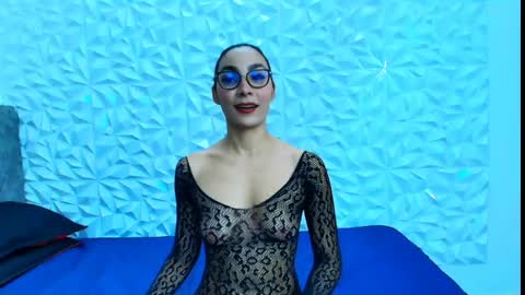 sophie_willow online show from 04-16-26, 07:47