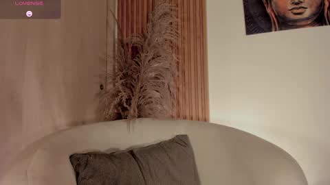 Sophie online show from 04-27-26, 11:14