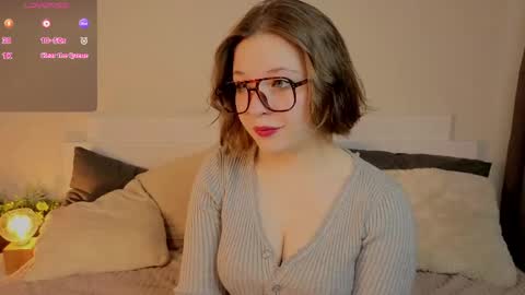 Snapshot of sophieblush chatting on 04-19-26, 05:07 Sophia online show from 04-19-26, 05:07