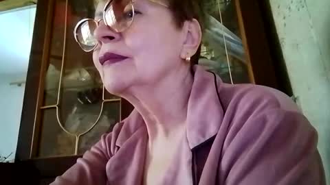 SophieBurnsX online show from 05-30-26, 08:55