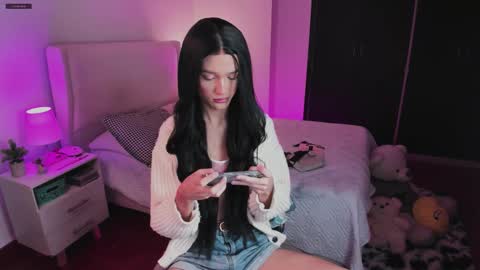 Snapshot of sophiecornett chatting on 09-09-25, 01:27 online show from 09-09-25, 01:27